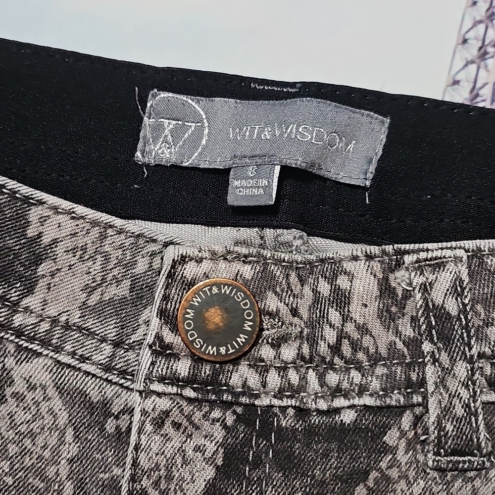 Wit & Wisdom Animal Print Jeans Size 8‎ - Picture 3 of 6